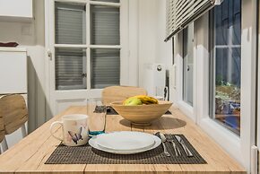 Lavender Apt by halu! Apartments