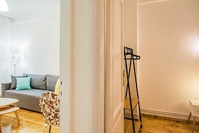 Lavender Apt by halu! Apartments