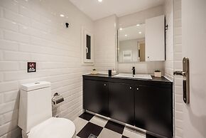 Raspberry Apt by halu! Apartments