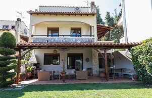 halu! Modern Villa w Pool & Tennis