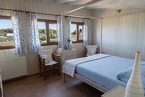 halu! Modern Villa w Pool & Tennis