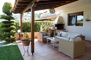 halu! Modern Villa w Pool & Tennis