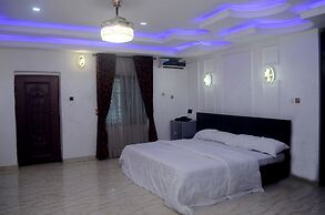Mexiloyd Luxury Rooms & Suites