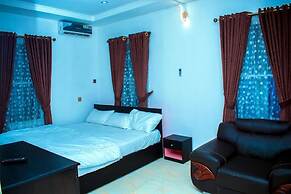 Mexiloyd Luxury Rooms & Suites