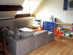 House With a Bubble Bath in Quiet Surroundings