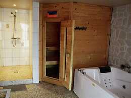 House With a Bubble Bath in Quiet Surroundings