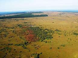House With a Bubble Bath in Quiet Surroundings