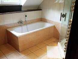 House With a Bubble Bath in Quiet Surroundings