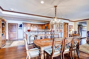 Ski, in Ski out 2 Bedroom Vacation Condo With Resort Amenities That In