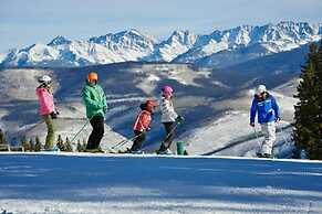 Ski, in Ski out 2 Bedroom Vacation Condo With Resort Amenities That In