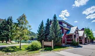 2 Bedroom Mountain Condo in Lakeside Village Near Keystone Lake with C