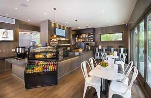 Luxury 3 Bedroom Downtown Aspen Vacation Rental With Amenities Includi