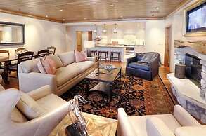 Beaver Creek Elkhorn Lodge 3 Bedroom Residence With Ski in, Ski out Ac