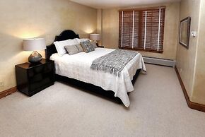 Beaver Creek Elkhorn Lodge 3 Bedroom Residence With Ski in, Ski out Ac