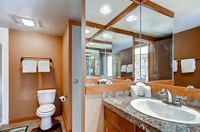 3 Bedroom Mountain Condo in Lakeside Village Near Keystone Lake with C