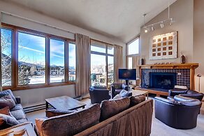 3 Bedroom Mountain Condo in Lakeside Village Near Keystone Lake with C