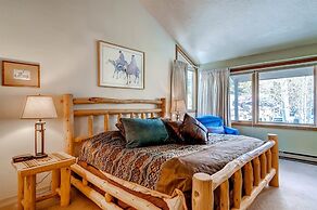 3 Bedroom Mountain Condo in Lakeside Village Near Keystone Lake with C