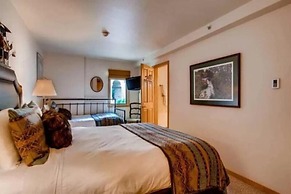 Ski in, Ski out 2 Bedroom Vacation Rental in the Heart of Lionshead Vi