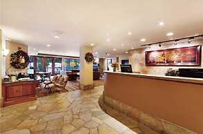 Ski in, Ski out 2 Bedroom Vacation Rental in the Heart of Lionshead Vi