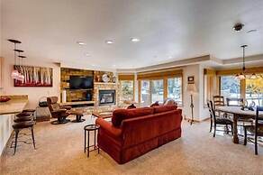 Ski in, Ski out 2 Bedroom Vacation Rental in the Heart of Lionshead Vi