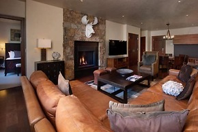 Vail Solaris 2 With Den Bedroom Vacation Rental Set at the Base of the
