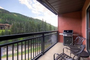 Ski in, Ski out 1 Bedroom Vacation Rental in the Heart of Lionshead Vi