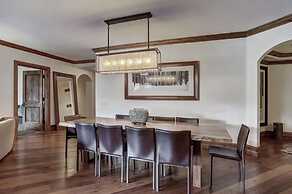 Platinum 4 Bedroom Vacation Rental in the Heart of Vail That Includes 
