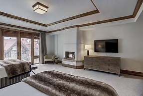 Platinum 4 Bedroom Vacation Rental in the Heart of Vail That Includes 