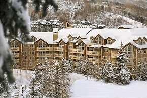 Ski, in Ski out 3 Bedroom Vacation Condo with Resort Amenities
