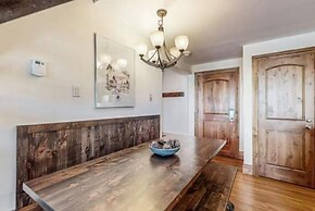 Luxury Ski In, Ski Out 1 Bedroom Condo in Lionshead Village
