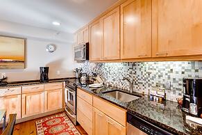 Luxury Ski In, Ski Out 1 Bedroom Condo in Lionshead Village