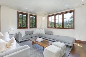 Platinum Vail Solaris 3 Bedroom Vacation Rental Set at the Base of the