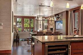 Platinum Vail Solaris 4 Bedroom Vacation Rental Set at the Base of the