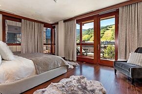 Platinum Vail Solaris 4 Bedroom Vacation Rental Set at the Base of the