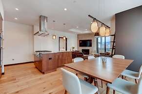 Vail Lion 1 Bedroom Mountain Vacation Rental Just Steps From the Eagle