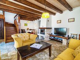 Authentic Villa With Pool on the Island of Brac, Near the Beach