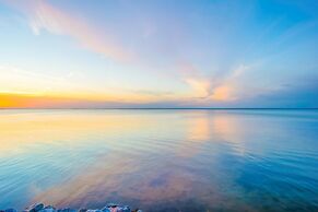 Northshore 961 G 3BR 3BA 10