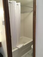 Christina Lake Motel and RV Park