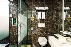 The New Dongyuan International Hotel