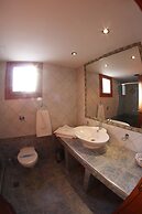 Skiathos Island Villas