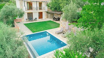 Skiathos Island Villas