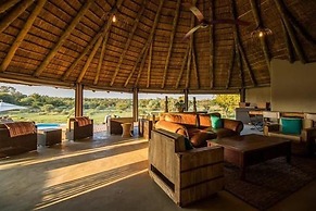 LookOut Safari Lodge
