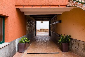 Hospedium Hotel El Nido de Alcudia Suites