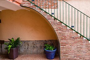 Hospedium Hotel El Nido de Alcudia Suites