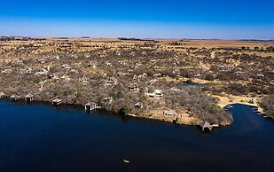 Vaal River YOLO Spaces – Vaal River Bush Lodge