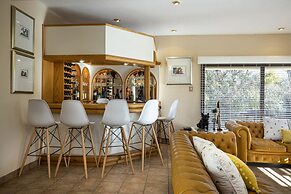 Vaal River YOLO Spaces – Vaal River Bush Lodge