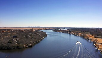 Vaal River YOLO Spaces – Vaal River Bush Lodge