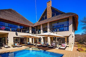 Vaal River YOLO Spaces – Vaal River Bush Lodge