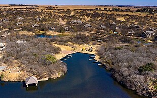 Vaal River YOLO Spaces – Vaal River Bush Lodge