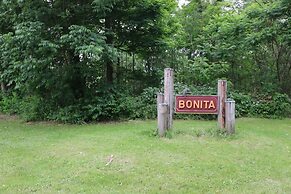 Sweet Mary 2 Bedroom Home by RedAwning